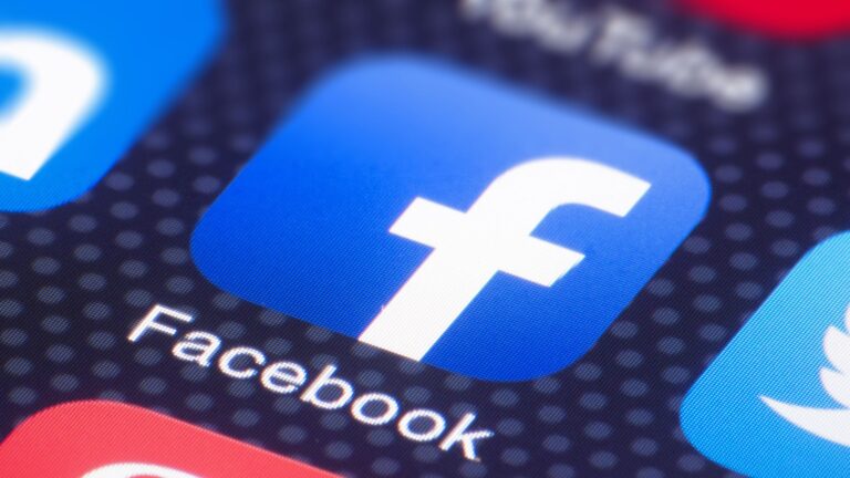 Facebook Marketplace suma inteligencia artificial para negociar y responder mensajes automáticamente