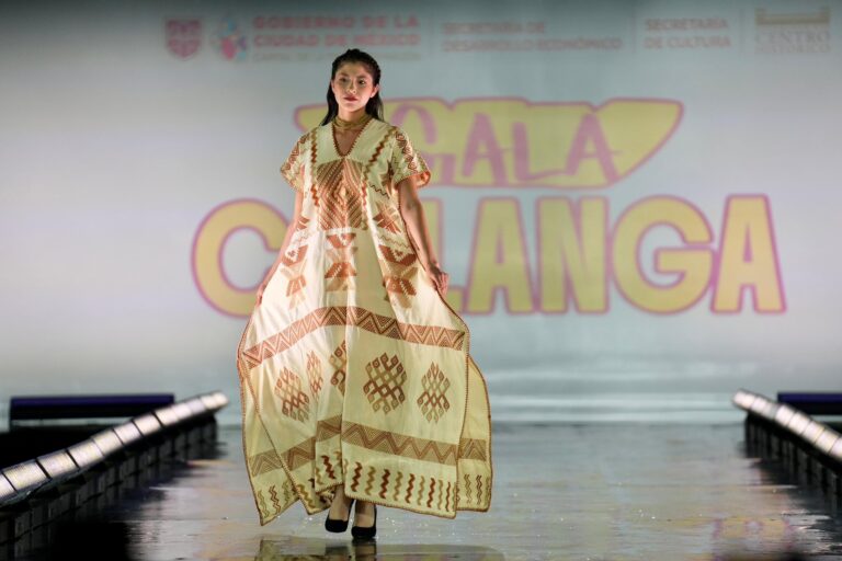 Autoridades impulsan moda indígena durante Gala Chilanga en Ciudad de México