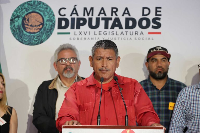 Jorge Ortiz respalda huelga del SUTIEMS en 28 planteles