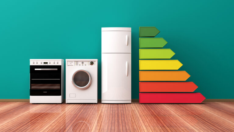 Los electrodomésticos que disparan el recibo de luz: el consumo oculto que vacía tu bolsillo