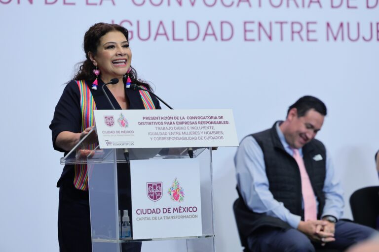 Clara Brugada rechaza que intervenciones urbanas incumplan normas de tránsito