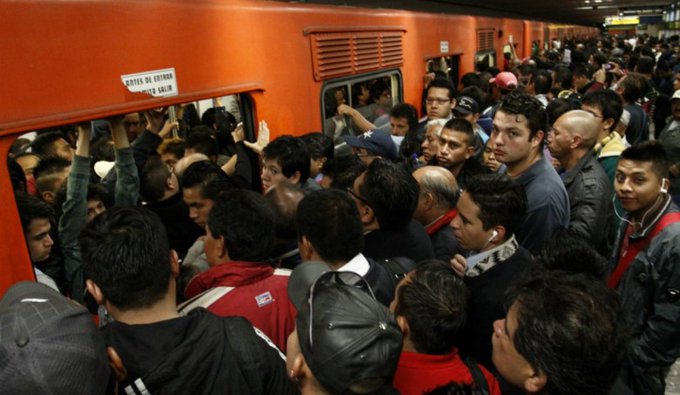 Metro CDMX corre contra el Mundial entre obras y quejas