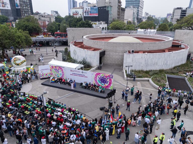 Glorieta de Insurgentes se transforma en el primer Punto Mundialista de Juego Limpio