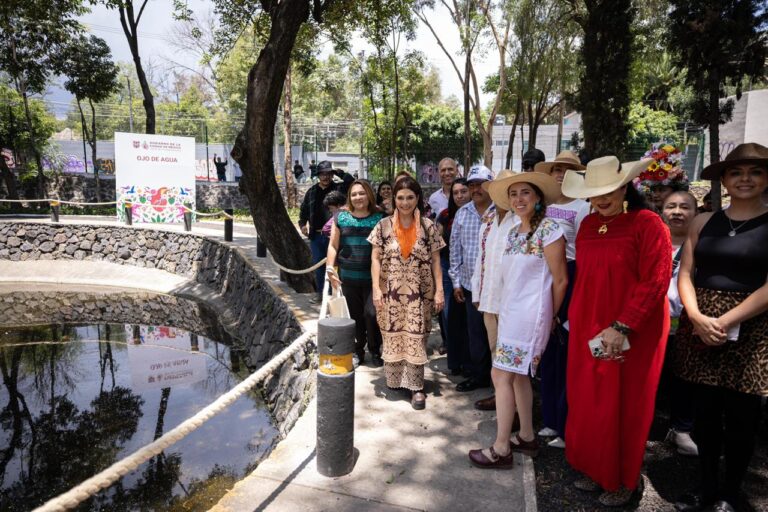 Brugada entrega renovación de embarcaderos en Xochimilco con inversión de 84 millones
