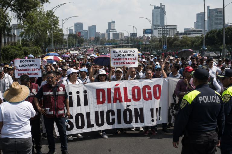 Viernes de caos en CDMX: CNTE, manifestaciones y espectáculos del Mundial colapsarán vialidades