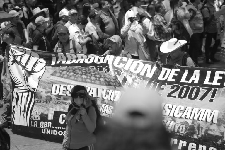 Marcha de la CNTE en Tlalpan afecta movilidad a 48 horas del Mundial
