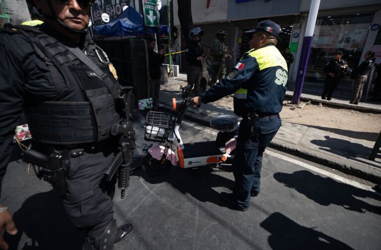 Policías auxiliares y bancarios ya podrán multar en CDMX: estas son las alcaldías donde aplicarán infracciones