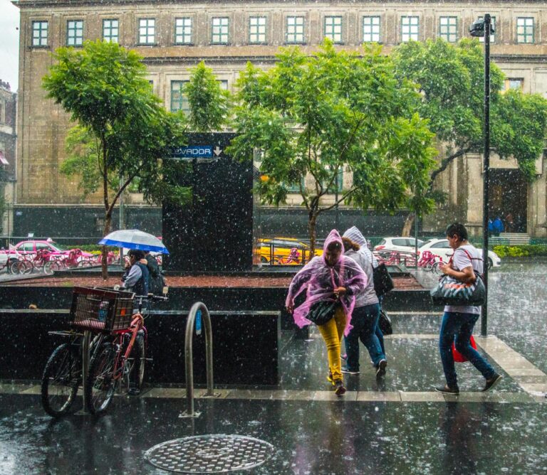 Tráfico y clima lluvias, bloqueos podrían complicar la movilidad en CDMX