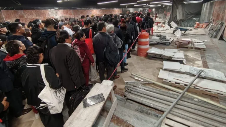 ¿Modernización o caos? Remodelación de Bellas Artes provoca saturación récord en el Metro CDMX