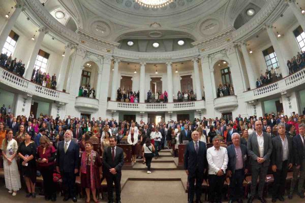 Morena va contra diputados del PAN por presunta venta de enseres con sobreprecio