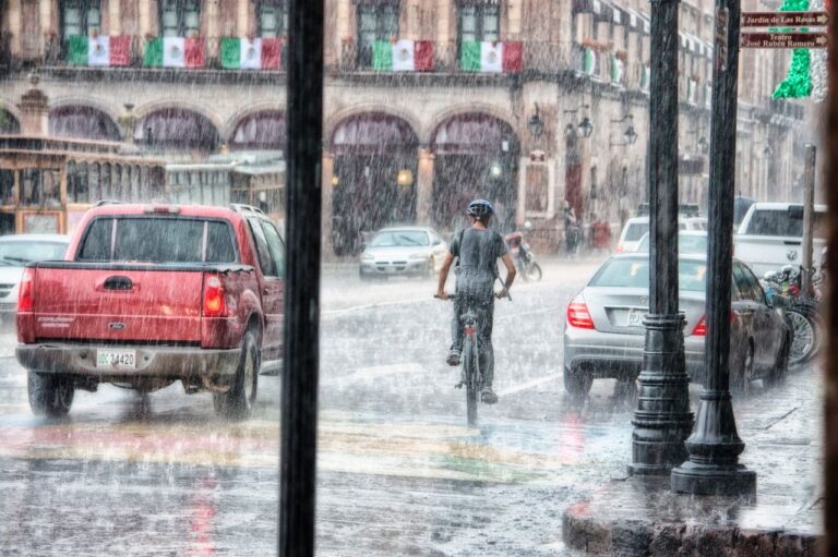 Lluvias intensas dominarán el clima en la CDMX; llaman a seguir alertas oficiales
