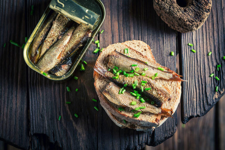 ¿Comes sardinas? Estos son los sorprendentes beneficios que este pequeño pescado puede aportar a tu salud