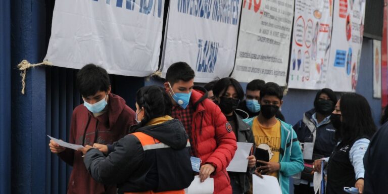 Denuncia UNAM presuntas estafas contra aspirantes; resultados del examen siguen en fecha