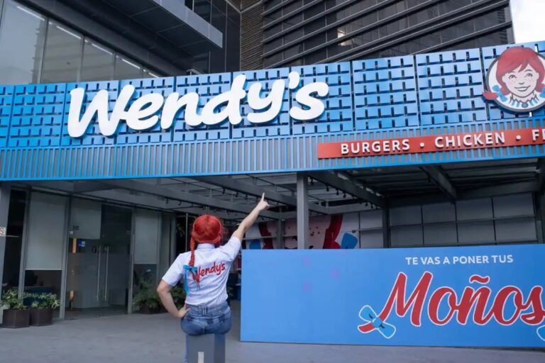 Wendy’s regresa a CDMX: vuelven las icónicas hamburguesas cuadradas y el Frosty