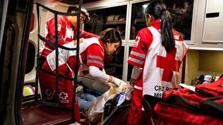Cruz Roja brindó cerca de mil atenciones médicas tras festejos por triunfo de México sobre Ecuador