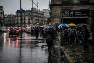 CDMX registra 11 bloqueos y lluvias de 50 milímetros este viernes