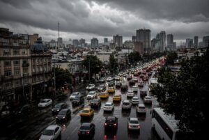 CDMX registra 7 movilizaciones, restricciones viales  este lunes
