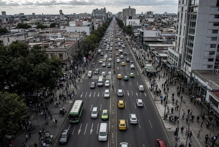 CDMX registra avance de contingente en Eje Central este sábado