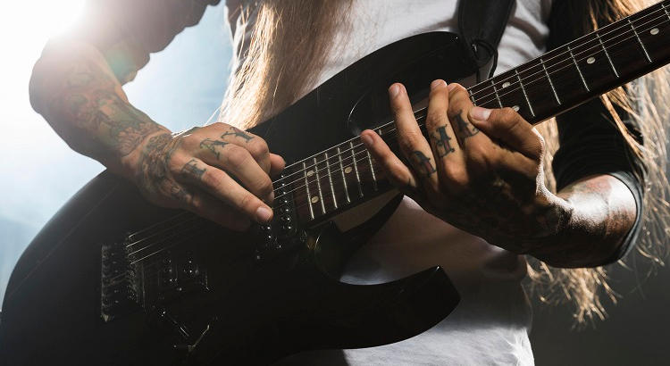 Educación artística gratuita: 29 egresan de la Escuela de Música del Rock a la Palabra