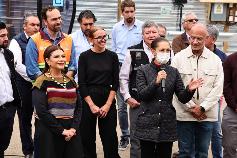 Sheinbaum y Brugada supervisan obras de la Línea 4 del Cablebús