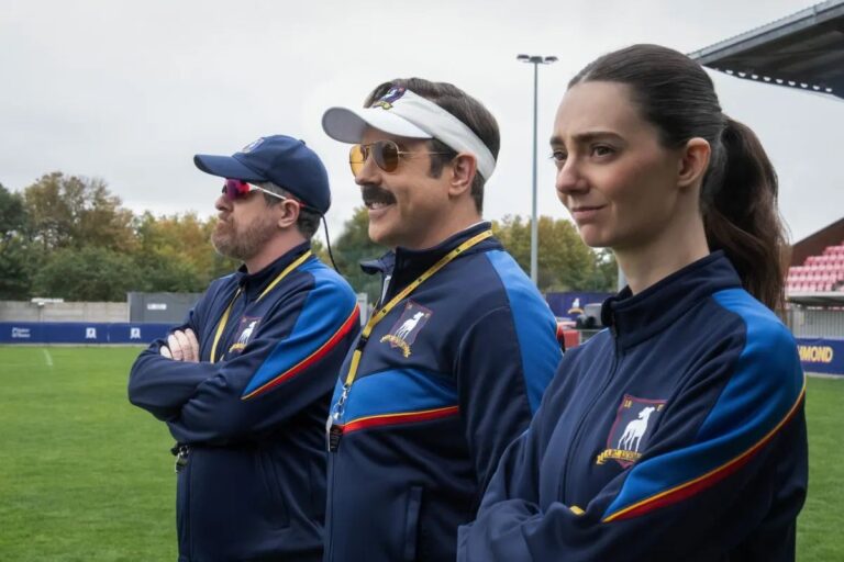 Ted Lasso regresa con el nuevo equipo femenil del AFC Richmond