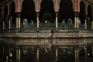 Domingo de lluvia en Santa María la Ribera: la familia se mete a la casona