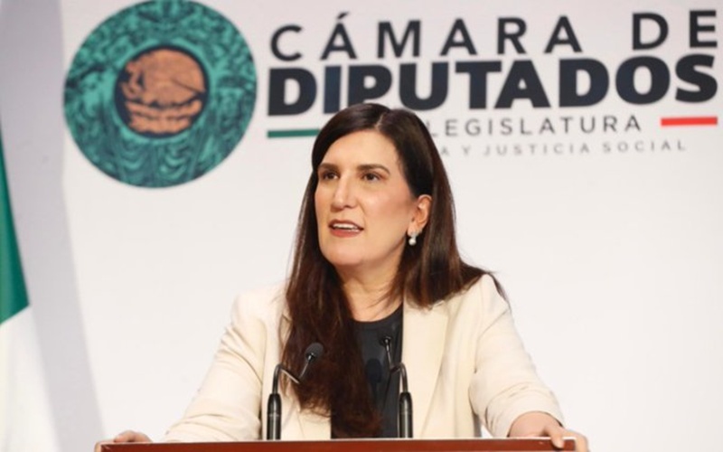 Kenia López denuncia uso del poder para amedrentar al periodismo en México