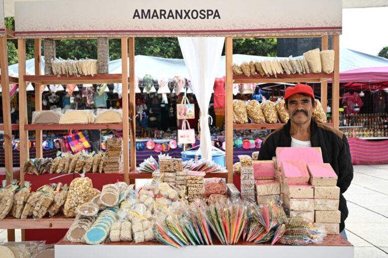Amaranto, tradición y negocio: productores del sur de CDMX alcanzan un millón de pesos en ventas