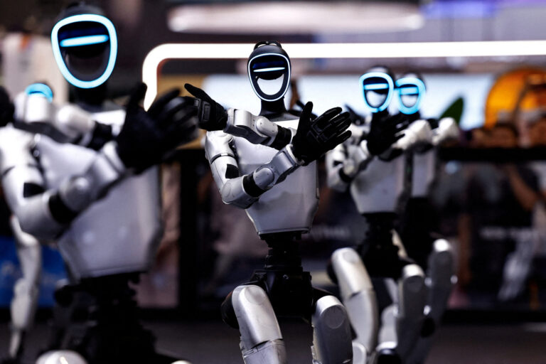 Robots por 30 dólares la hora: el servicio de limpieza que amenaza con cambiar el trabajo doméstico