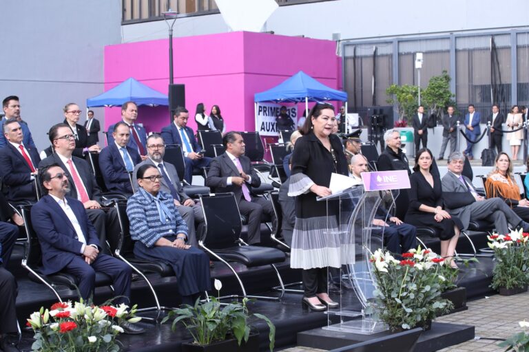 Rumbo a 2027, INE reorganiza comisiones y fortalece revisión de candidaturas