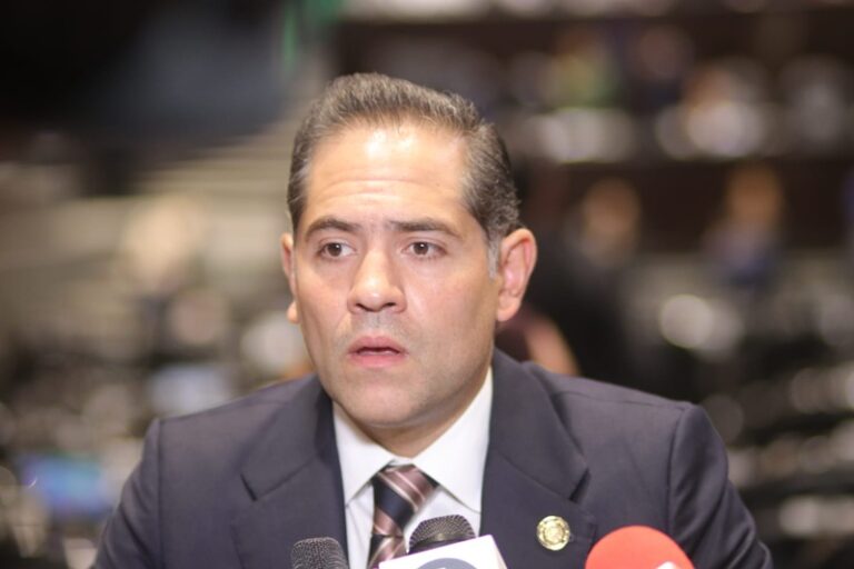Raúl Bolaños llama a mantener unidad rumbo a 2027