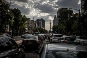 Bloqueos en Reforma e Insurgentes colapsan vialidad de CDMX