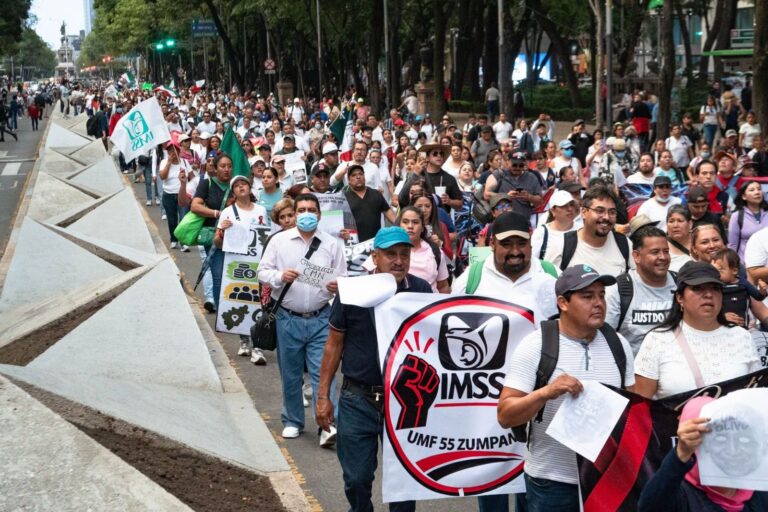 Trabajadores del IMSS preparan megamarcha en CDMX: ¿a qué hora inicia y dónde será?