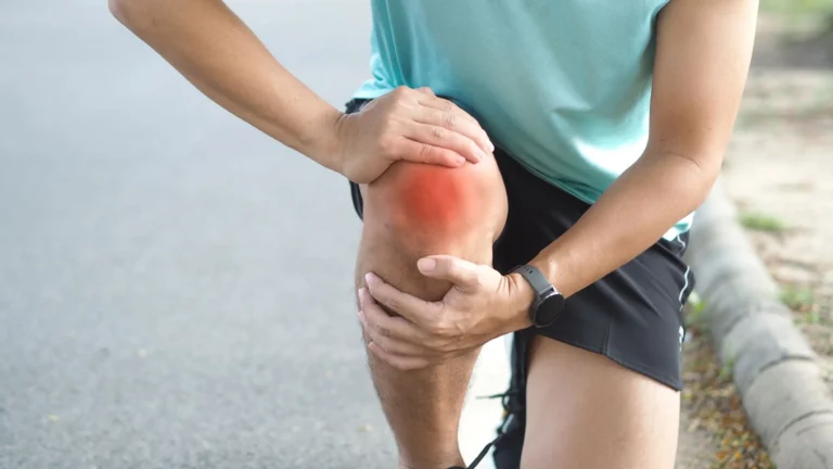 Dolor de rodilla al hacer ejercicio: cinco errores de entrenamiento que pueden aumentar el riesgo de lesión