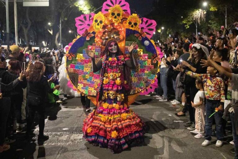 Mega Procesión de las Catrinas 2026: ruta, horarios y cierres viales del desfile en CDMX